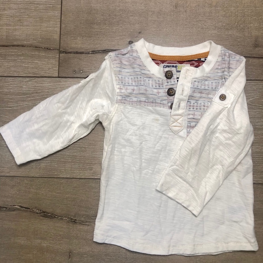 Set of 3, long sleeved shirts